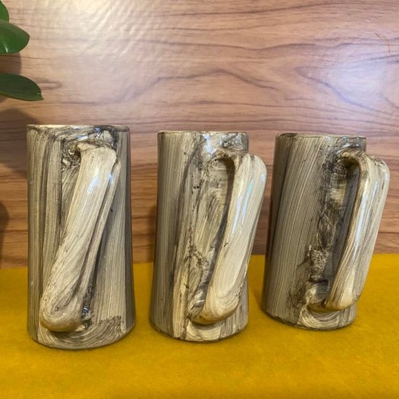 Laurentian Pottery Mugs by Irène May Kominik - Picture 2 of 4